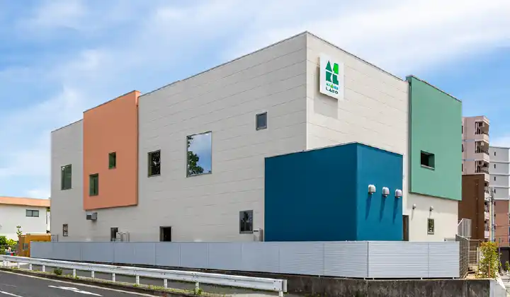 ALL4KIDS�i�[�T���[�X�N�[���o���R�i���m���j